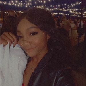 Meet your Posher, Samariah